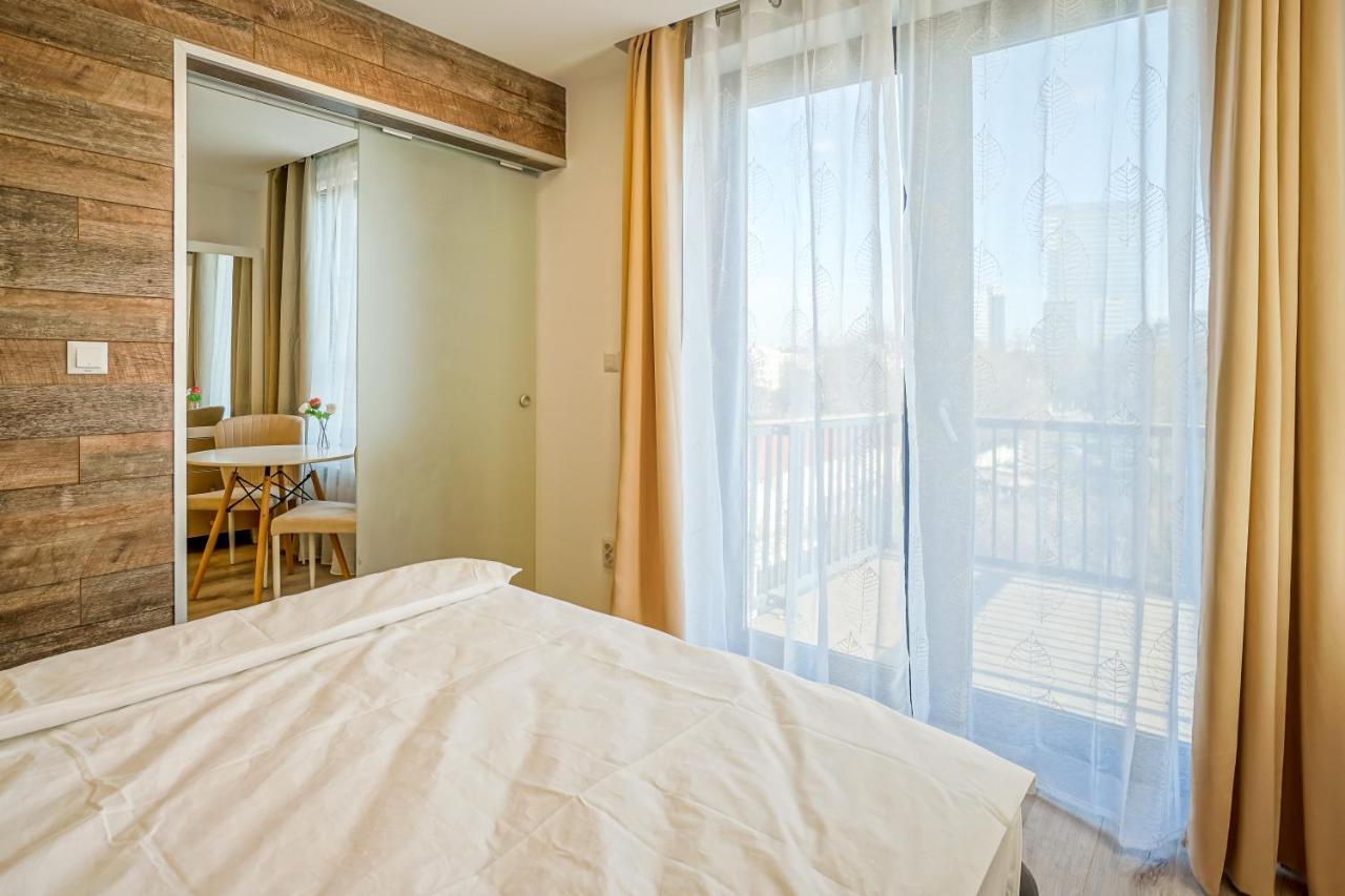 Bright Apartments Moments Away From Herastrau Park, Mall And Metro Bucureşti Exterior foto