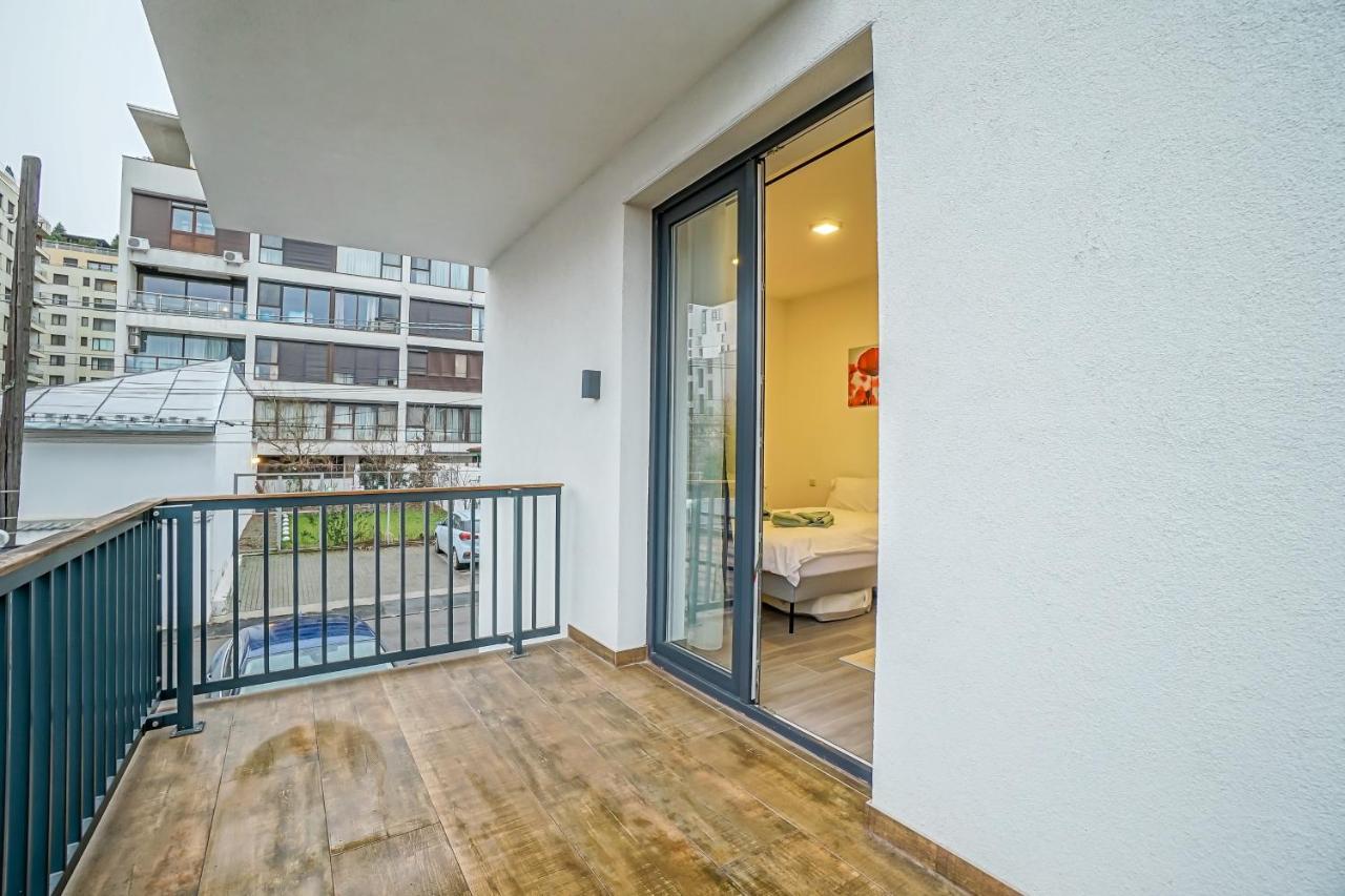 Bright Apartments Moments Away From Herastrau Park, Mall And Metro Bucureşti Exterior foto