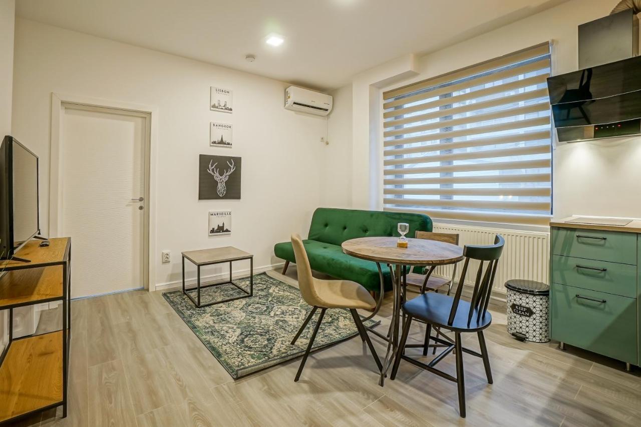 Bright Apartments Moments Away From Herastrau Park, Mall And Metro Bucureşti Exterior foto